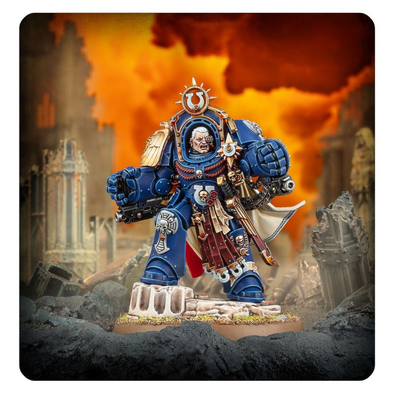 Marneus Calgar in Armour of Antilochus - WH40k: Ultramarines